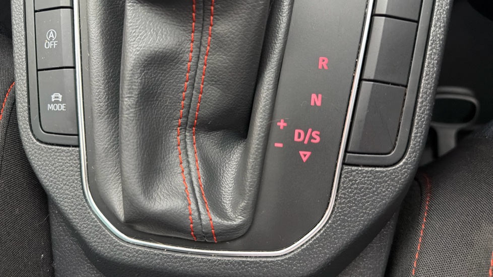 SEAT Ibiza 1.0 TSI 110 FR 5dr DSG Petrol Hatchback - Image 31