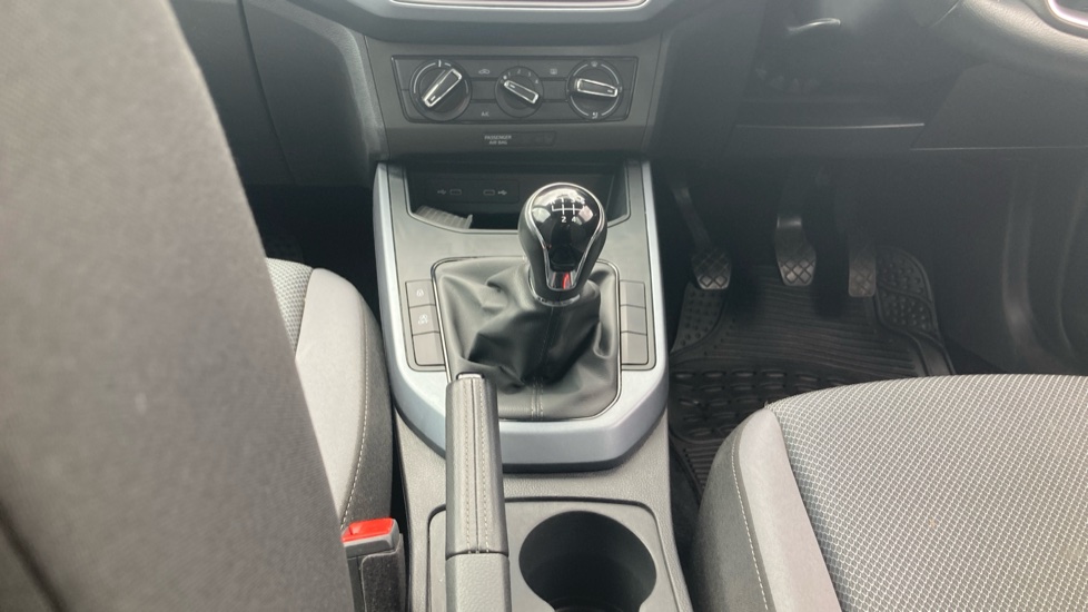 SEAT Arona 1.0 TSI SE Technology [EZ] 5dr Petrol Hatchback - Image 13