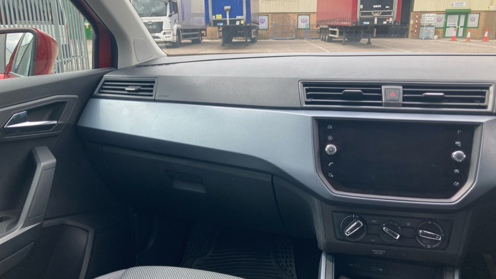 SEAT Arona 1.0 TSI SE Technology [EZ] 5dr Petrol Hatchback - Image 28