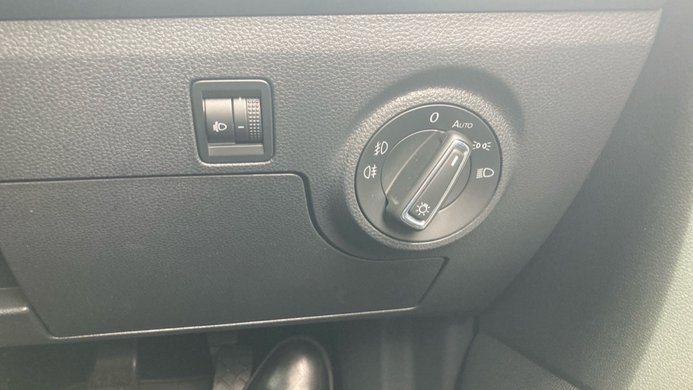 SEAT Arona 1.0 TSI SE Technology [EZ] 5dr Petrol Hatchback - Image 35