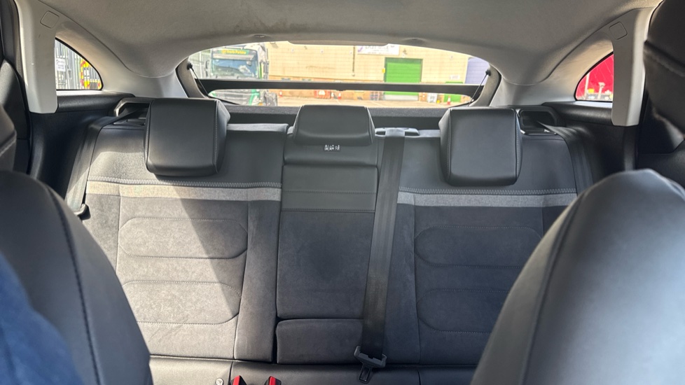 Citroen C4 1.2 PureTech [130] Max 5dr Auto Petrol Hatchback - Image 15