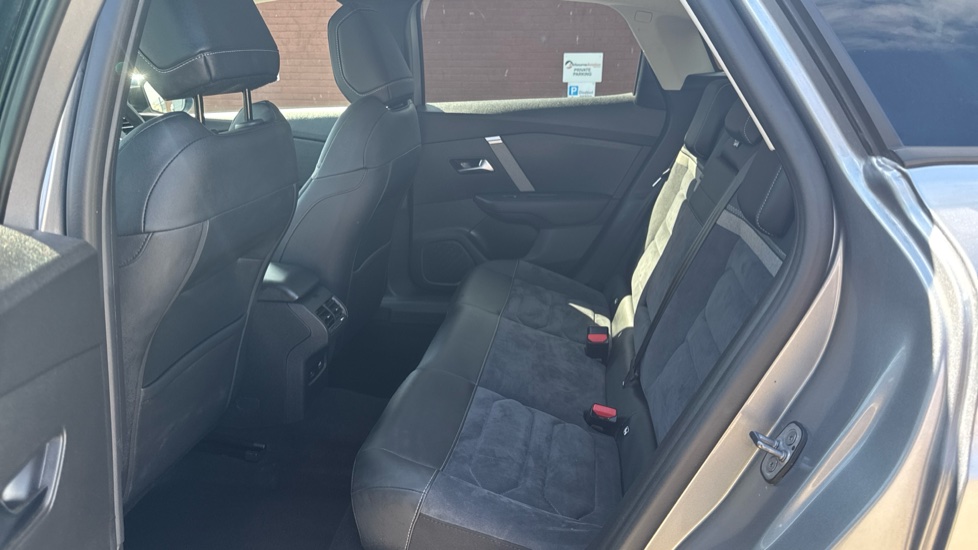 Citroen C4 1.2 PureTech [130] Max 5dr Auto Petrol Hatchback - Image 16