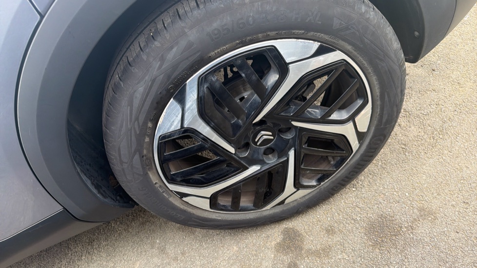 Citroen C4 1.2 PureTech [130] Max 5dr Auto Petrol Hatchback - Image 38