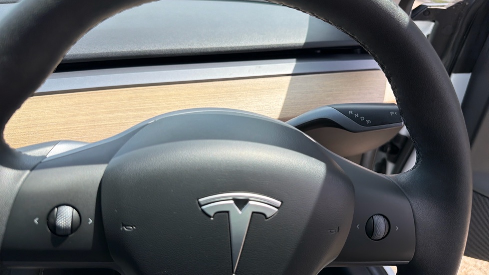Tesla Model 3 Standard Plus 4dr Auto Electric Saloon - Image 13