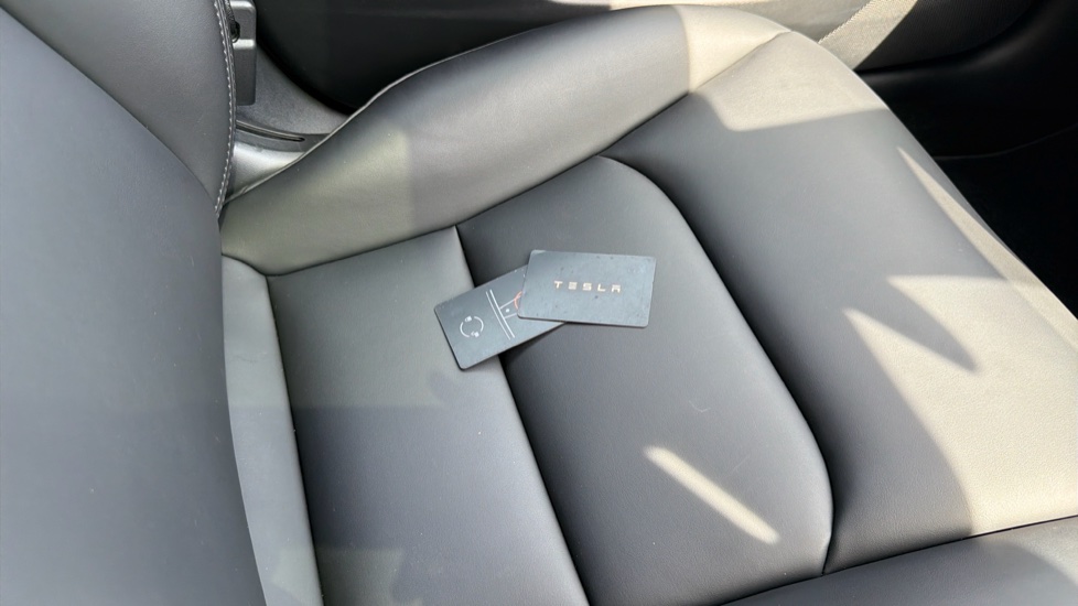 Tesla Model 3 Standard Plus 4dr Auto Electric Saloon - Image 19