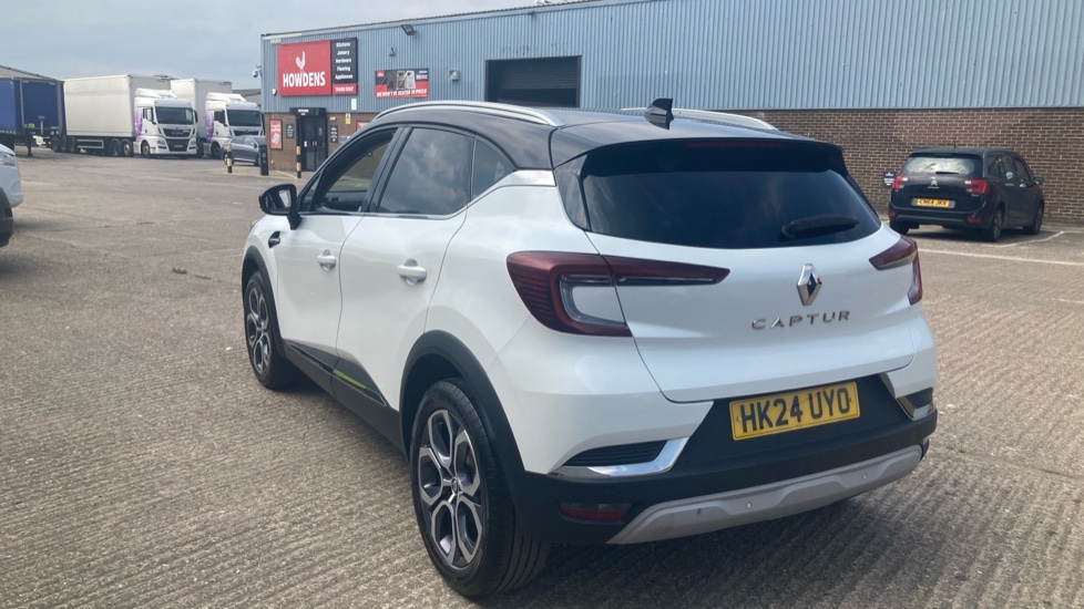 Renault Captur 1.0 TCE 90 Techno 5dr Petrol Hatchback - Image 35