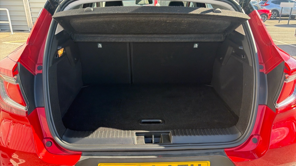 Renault Captur 1.0 TCE 90 Techno 5dr Petrol Hatchback - Image 4