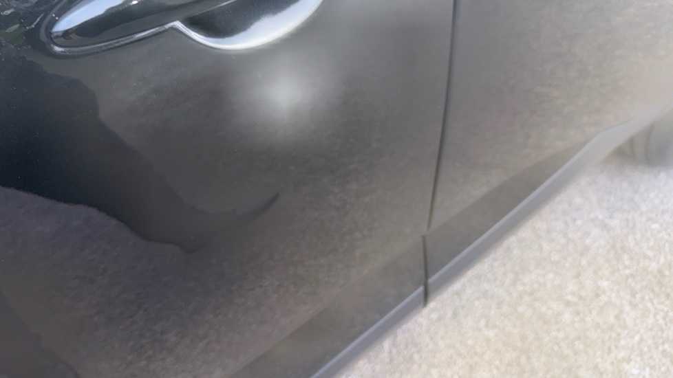 Nissan Qashqai 1.3 DiG-T MH N-Connecta 5dr Petrol Hatchback - Image 38