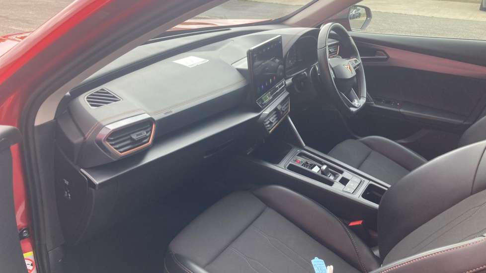 CUPRA Formentor 1.4 eHybrid 204 V1 5dr DSG Estate - Image 9