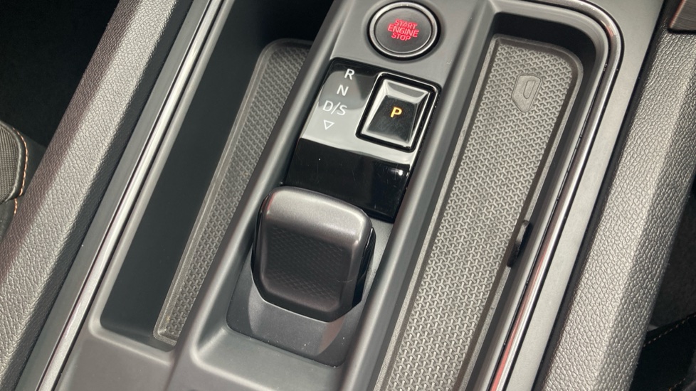 CUPRA Formentor 1.4 eHybrid 204 V1 5dr DSG Estate - Image 34