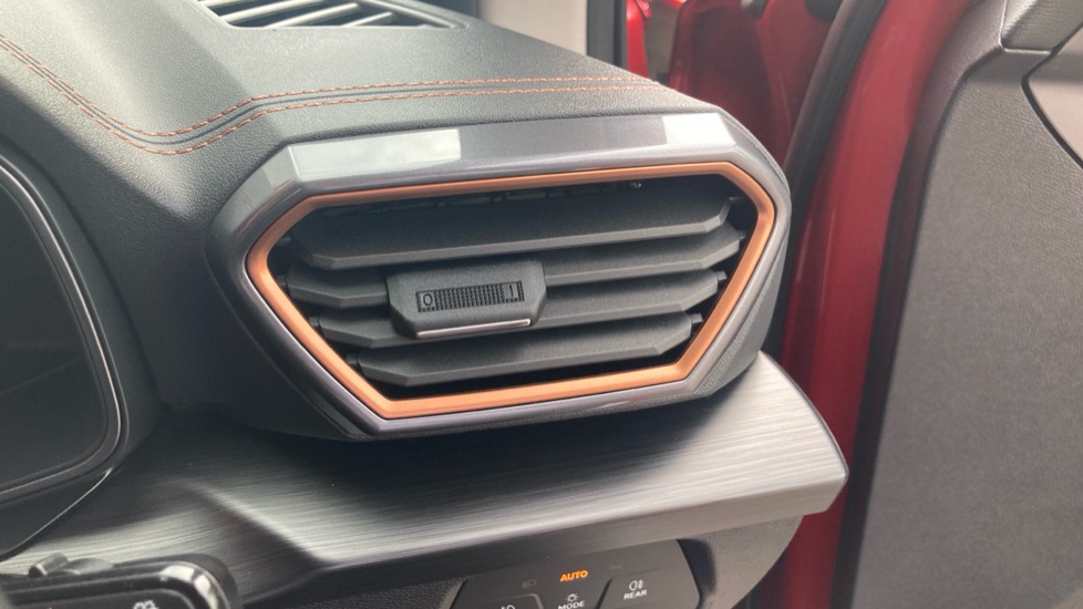 CUPRA Formentor 1.4 eHybrid 204 V1 5dr DSG Estate - Image 39