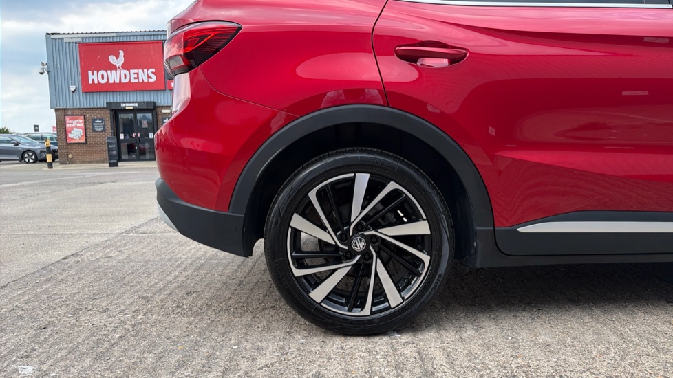 MG ZS 1.5 Hybrid+ Trophy 5dr Auto Hybrid Hatchback - Image 7