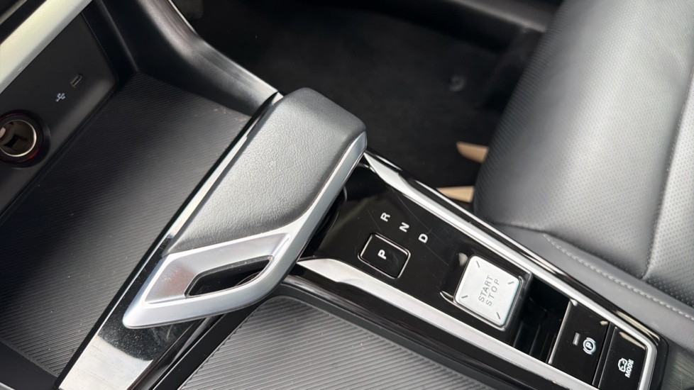 MG ZS 1.5 Hybrid+ Trophy 5dr Auto Hybrid Hatchback - Image 13