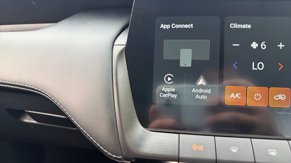 MG ZS 1.5 Hybrid+ Trophy 5dr Auto Hybrid Hatchback - Image 33