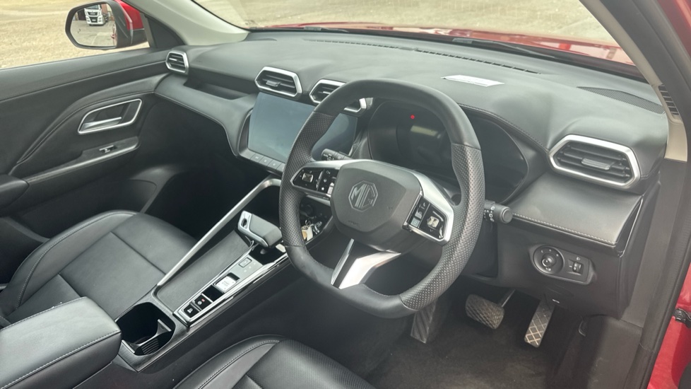MG ZS 1.5 Hybrid+ Trophy 5dr Auto Hybrid Hatchback - Image 11
