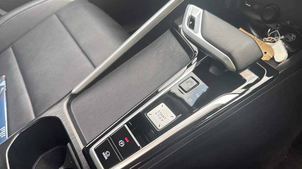 MG ZS 1.5 Hybrid+ Trophy 5dr Auto Hybrid Hatchback - Image 13