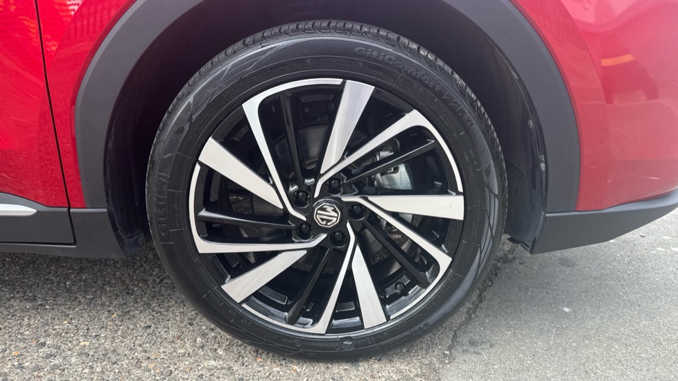 MG ZS 1.5 Hybrid+ Trophy 5dr Auto Hybrid Hatchback - Image 29