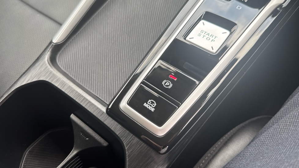 MG ZS 1.5 Hybrid+ Trophy 5dr Auto Hybrid Hatchback - Image 33