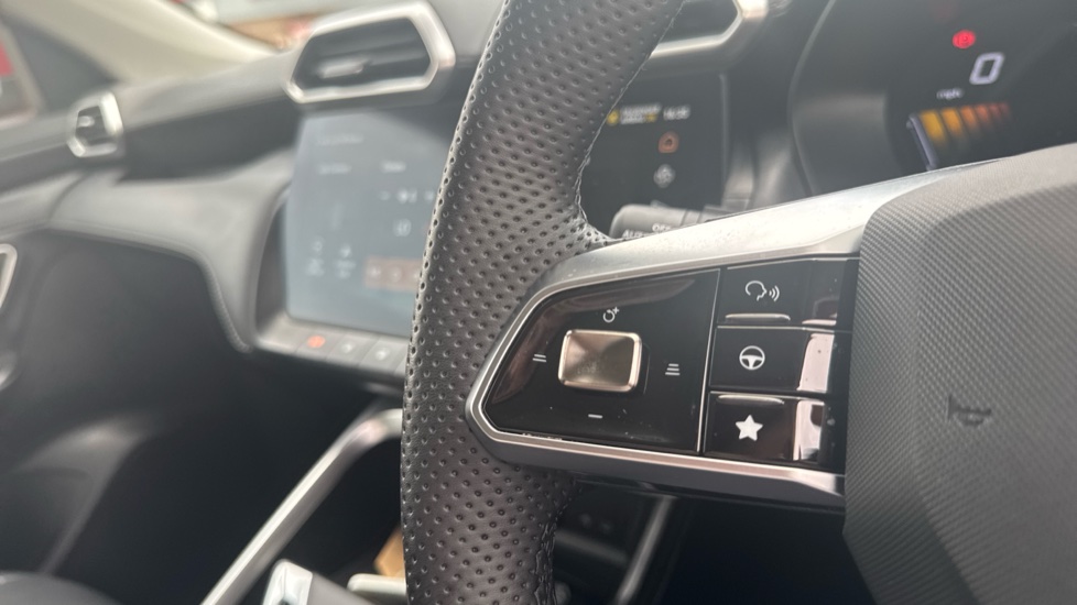 MG ZS 1.5 Hybrid+ Trophy 5dr Auto Hybrid Hatchback - Image 34