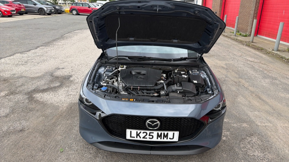 Mazda 3 2.5 e-Skyactiv G MHEV 140 Exclusive-Line 5dr Auto Petrol Hatchback - Image 8