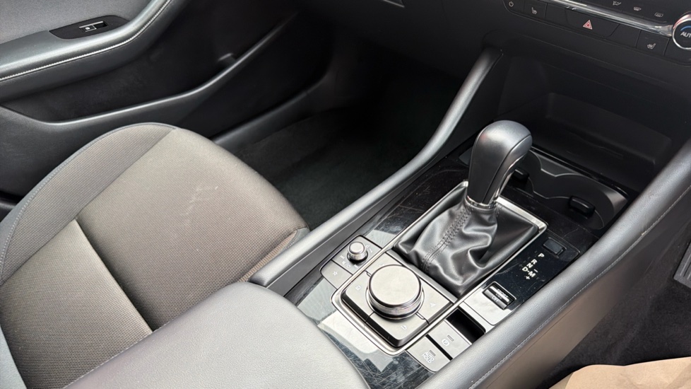 Mazda 3 2.5 e-Skyactiv G MHEV 140 Exclusive-Line 5dr Auto Petrol Hatchback - Image 13