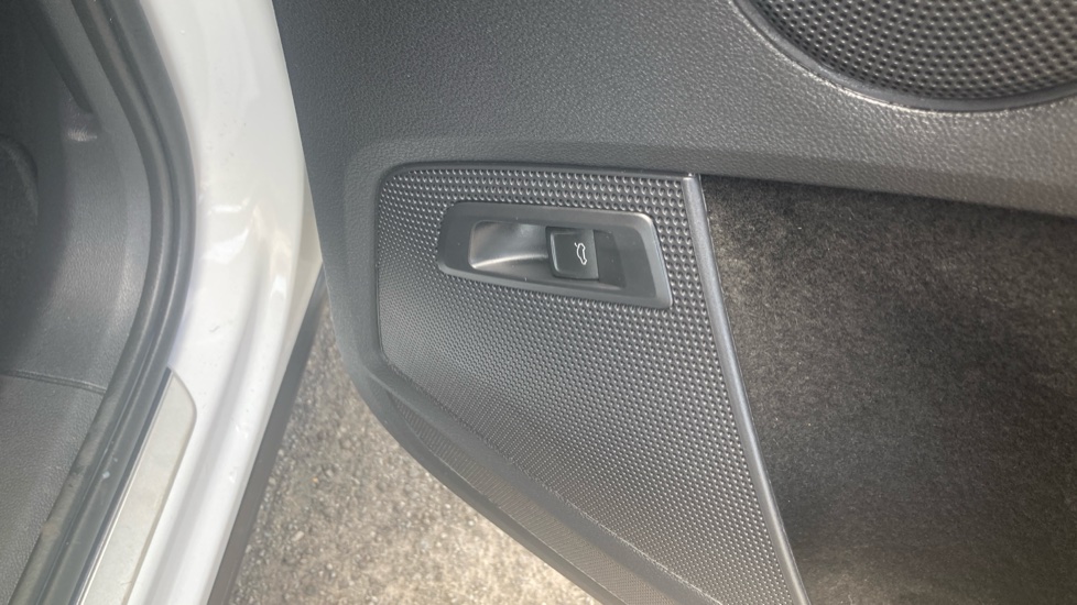 Skoda Kodiaq 1.5 TSI Sport Line 5dr DSG [7 Seat] Petrol Estate - Image 22