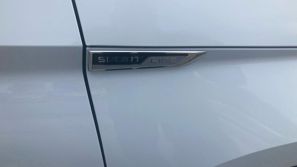 Skoda Kodiaq 1.5 TSI Sport Line 5dr DSG [7 Seat] Petrol Estate - Image 35
