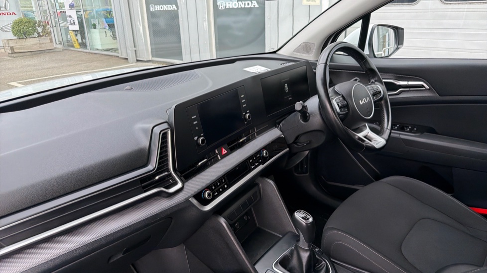 Kia Sportage 1.6 CRDi ISG 2 5dr Diesel Estate - Image 9
