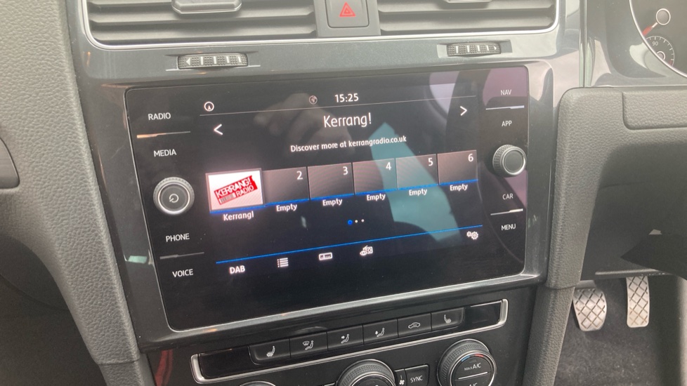 Volkswagen Golf 1.5 TSI EVO 150 Match Edition 5dr Petrol Hatchback - Image 12