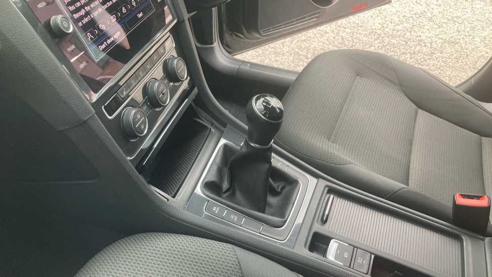 Volkswagen Golf 1.5 TSI EVO 150 Match Edition 5dr Petrol Hatchback - Image 13