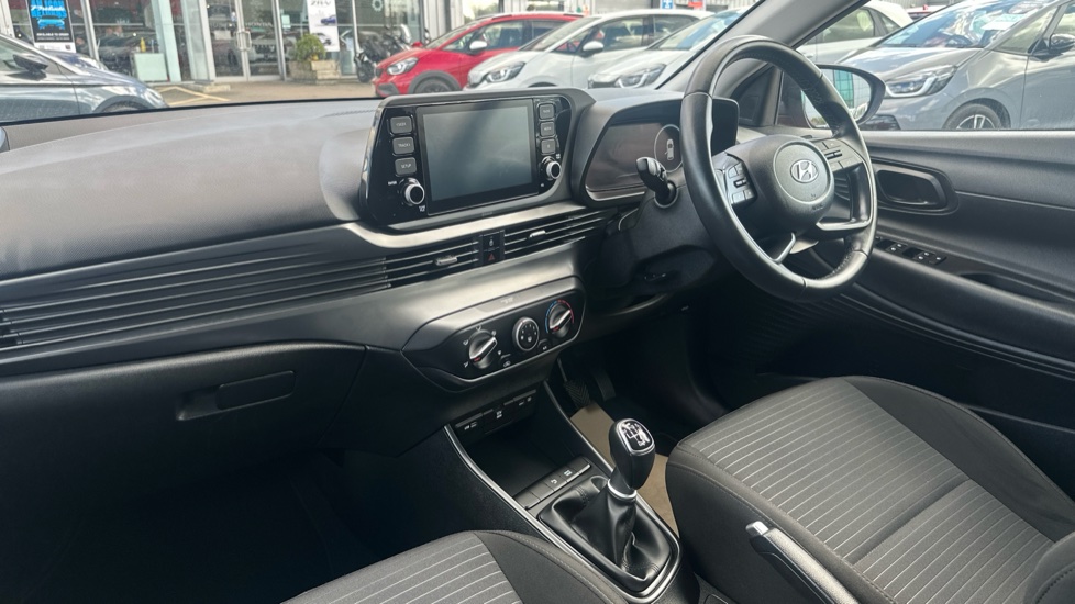 Hyundai i20 1.0T GDi 48V MHD SE Connect 5dr Petrol Hatchback - Image 9