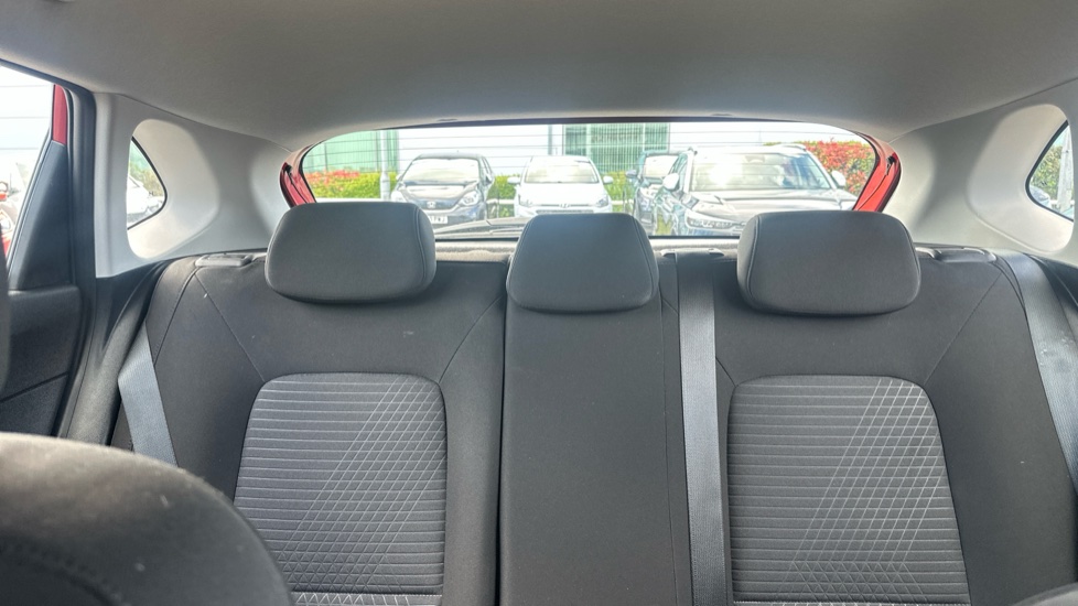 Hyundai i20 1.0T GDi 48V MHD SE Connect 5dr Petrol Hatchback - Image 15