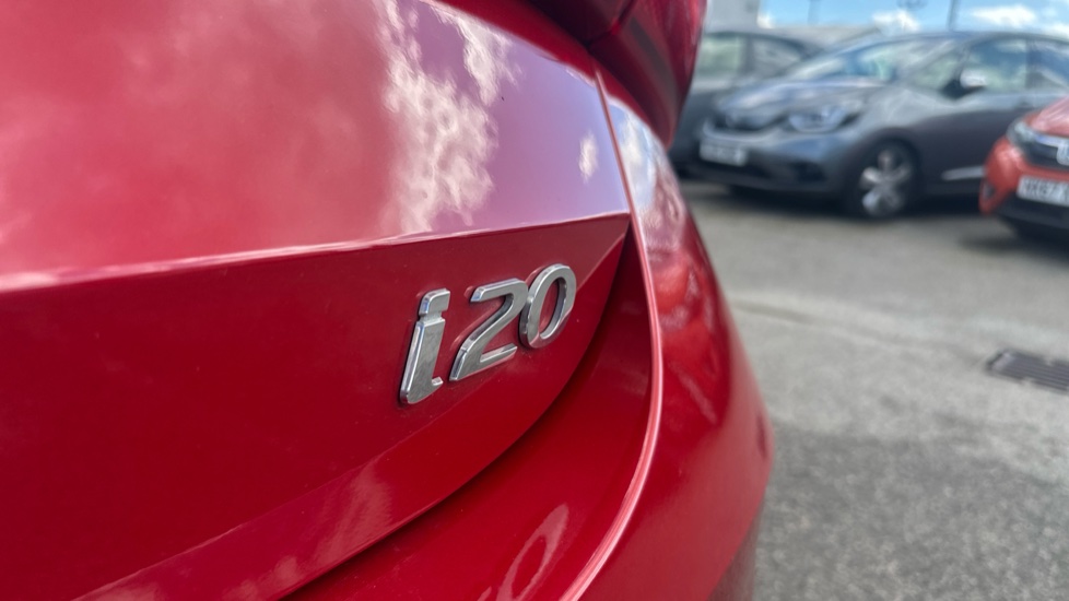 Hyundai i20 1.0T GDi 48V MHD SE Connect 5dr Petrol Hatchback - Image 24