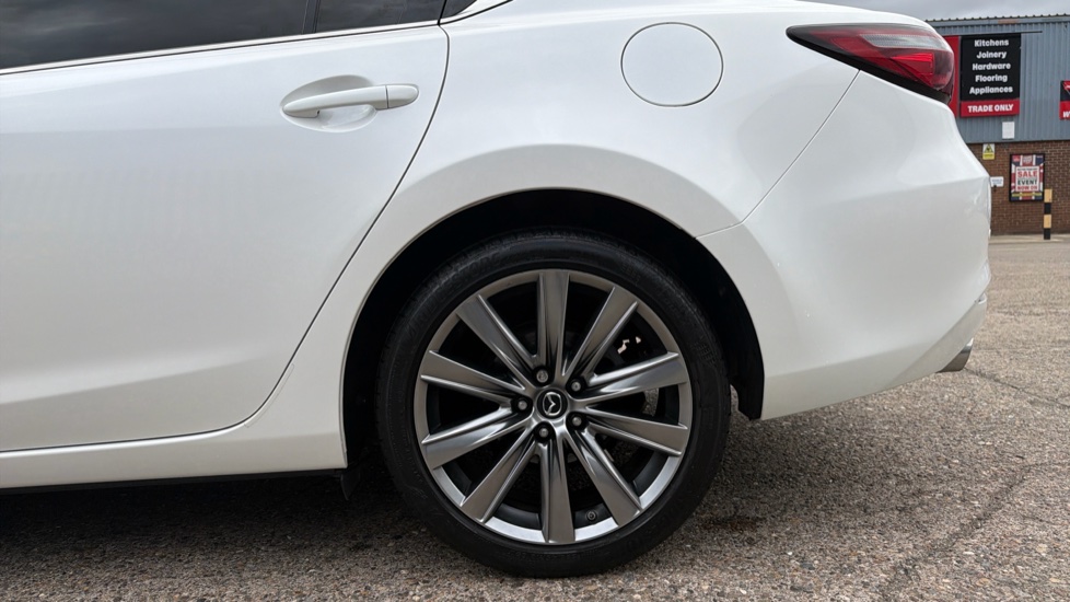 Mazda 6 2.2d Sport Nav+ 4dr [Safety Pack] Diesel Saloon - Image 7