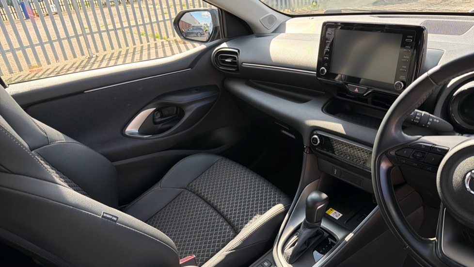 Mazda 2 Hybrid 1.5i Hybrid Select 5dr CVT Hybrid Hatchback - Image 14