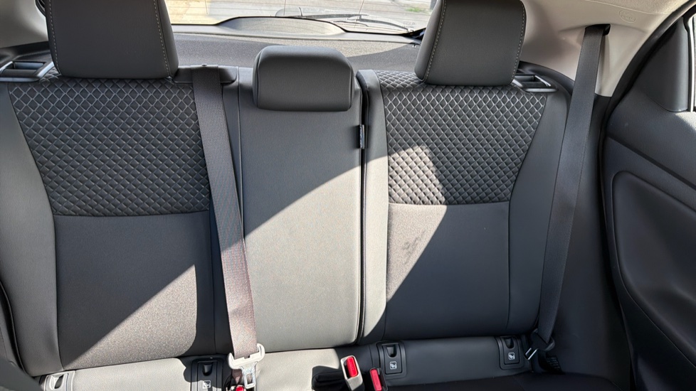 Mazda 2 Hybrid 1.5i Hybrid Select 5dr CVT Hybrid Hatchback - Image 15