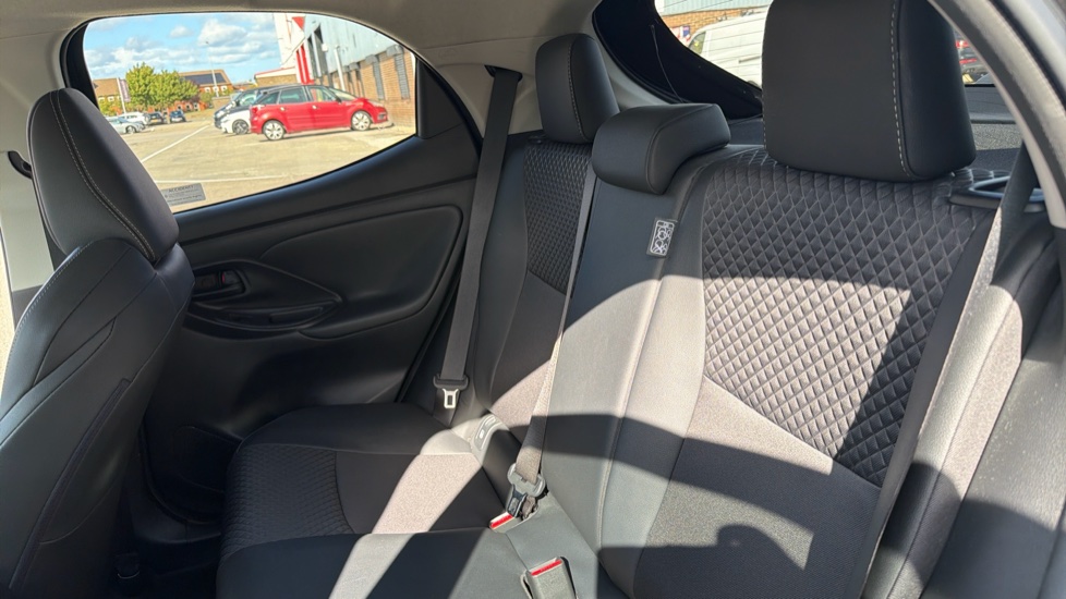 Mazda 2 Hybrid 1.5i Hybrid Select 5dr CVT Hybrid Hatchback - Image 16