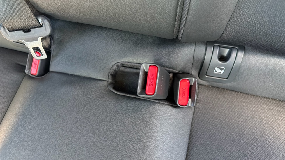 Mazda 2 Hybrid 1.5i Hybrid Select 5dr CVT Hybrid Hatchback - Image 17