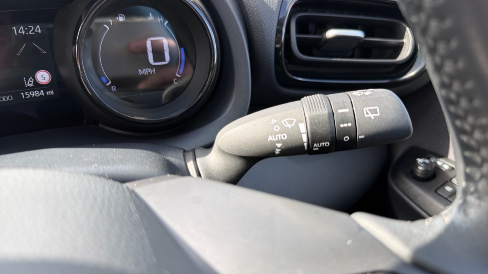 Mazda 2 Hybrid 1.5i Hybrid Select 5dr CVT Hybrid Hatchback - Image 34