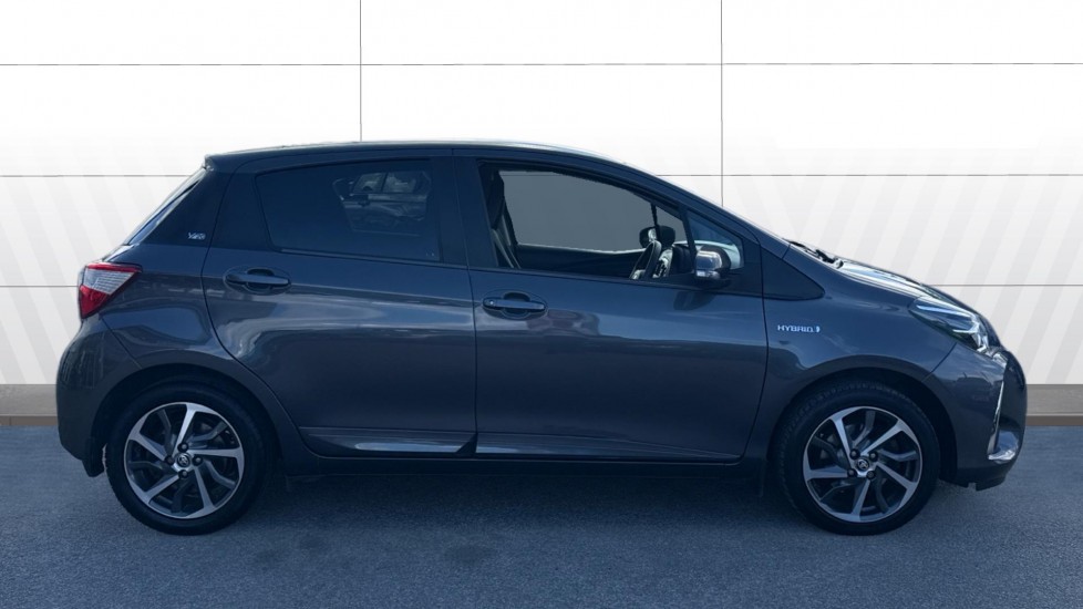 Toyota Yaris 1.5 Hybrid Y20 5dr CVT [Bi-tone] Hybrid Hatchback - Image 5