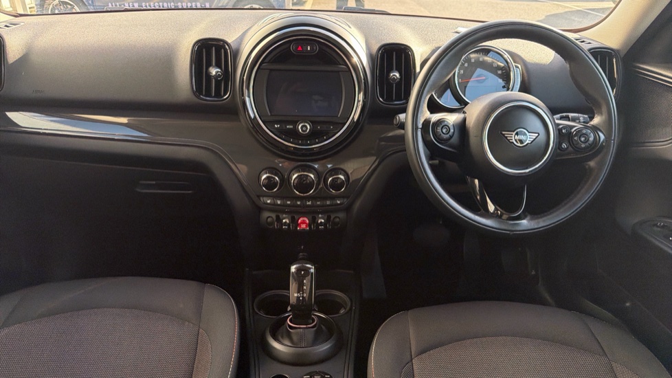 MINI Countryman 1.5 Cooper Classic 5dr Auto [Comfort/Nav+ Pack] Petrol Hatchback - Image 10