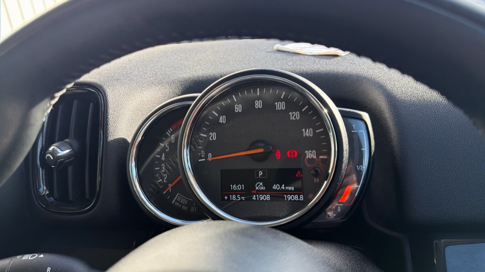 MINI Countryman 1.5 Cooper Classic 5dr Auto [Comfort/Nav+ Pack] Petrol Hatchback - Image 18