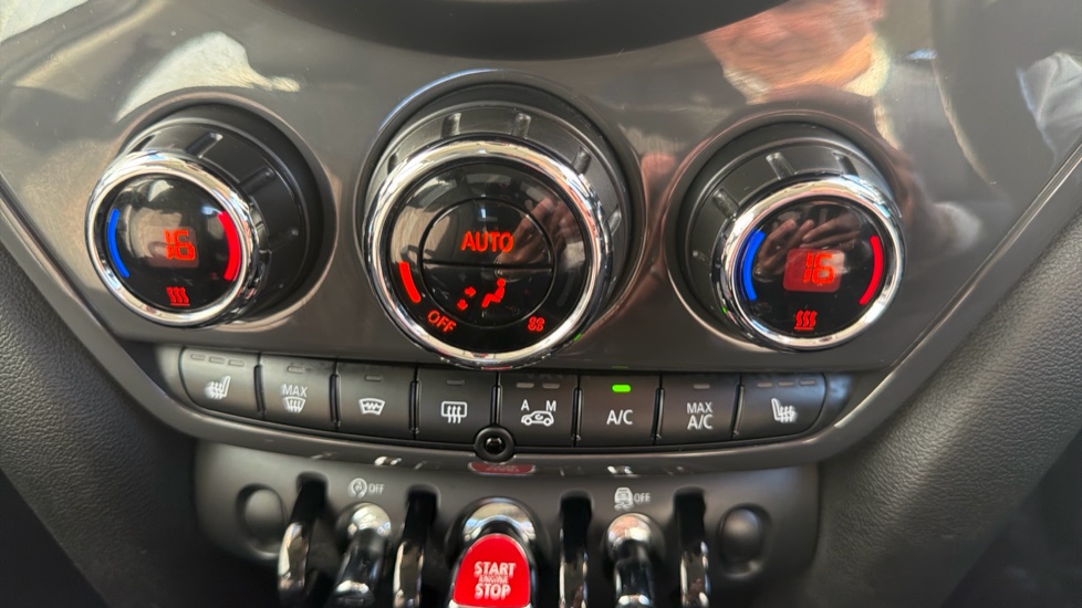 MINI Countryman 1.5 Cooper Classic 5dr Auto [Comfort/Nav+ Pack] Petrol Hatchback - Image 21