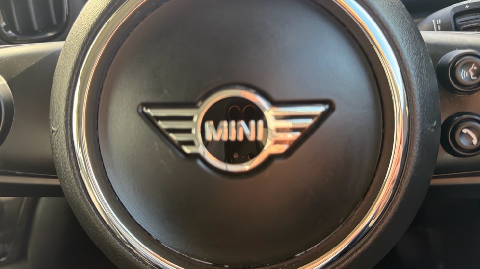 MINI Countryman 1.5 Cooper Classic 5dr Auto [Comfort/Nav+ Pack] Petrol Hatchback - Image 22