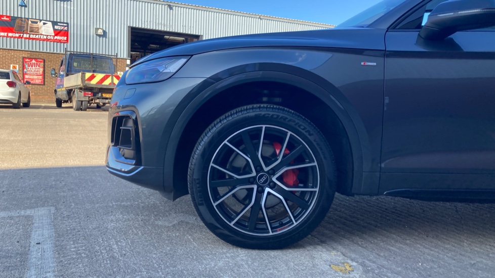 Audi Q5 40 TDI Quattro Edition 1 5dr S Tronic Diesel Estate - Image 7