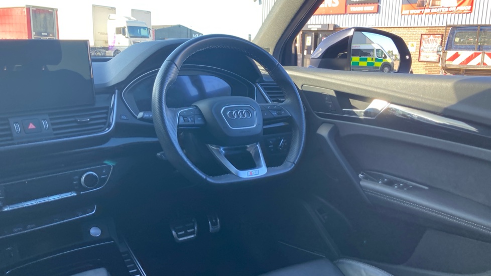 Audi Q5 40 TDI Quattro Edition 1 5dr S Tronic Diesel Estate - Image 9