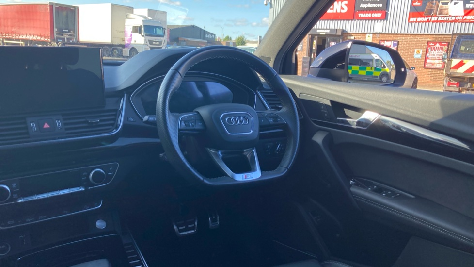 Audi Q5 40 TDI Quattro Edition 1 5dr S Tronic Diesel Estate - Image 11