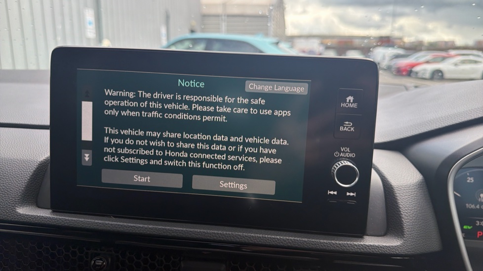 Honda CR-V 2.0 ePHEV Advance Tech 5dr eCVT Estate - Image 12