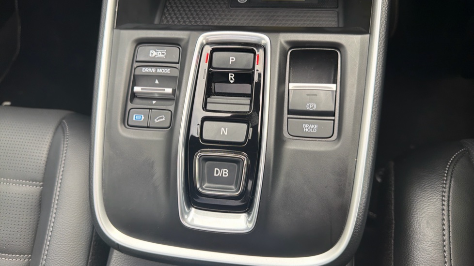 Honda CR-V 2.0 ePHEV Advance Tech 5dr eCVT Estate - Image 23