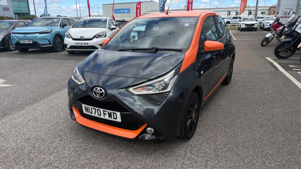 Toyota Aygo 1.0 VVT-i JBL Edition 5dr x-shift Petrol Hatchback - Image 27